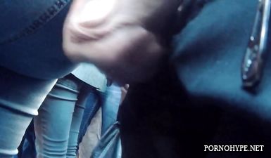 Засветы в общественном транспорте - лучшее порно видео на intim-top.ru