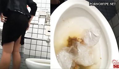 Скрытая камера туалет порно видео. Смотреть скрытая камера туалет онлайн