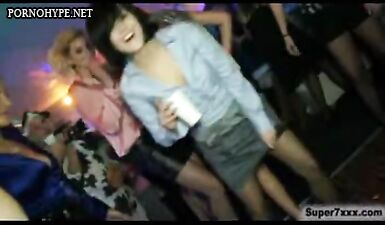 Порно Секс вечеринки в челябинске, секс видео смотреть онлайн на kingplayclub.ru