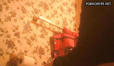 Порно видео скрытая камера в туалете поезда. Смотреть видео скрытая камера в туалете поезда онлайн