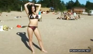 Скрытая камера на пляже. Смотреть русское порно видео онлайн
